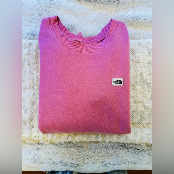 XS NorthFace Box Logo Pink Crewn - Picture 1 of 5